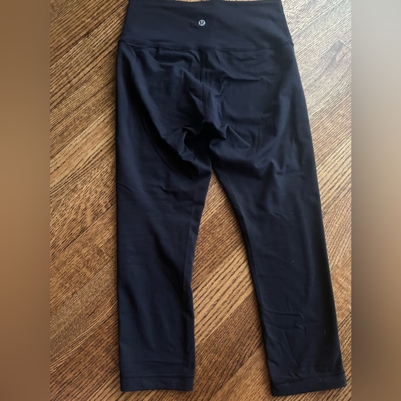 Lululemon Black Wunder Under High Rise Crop Full-On Luxtreme 23” - Picture 5 of 5